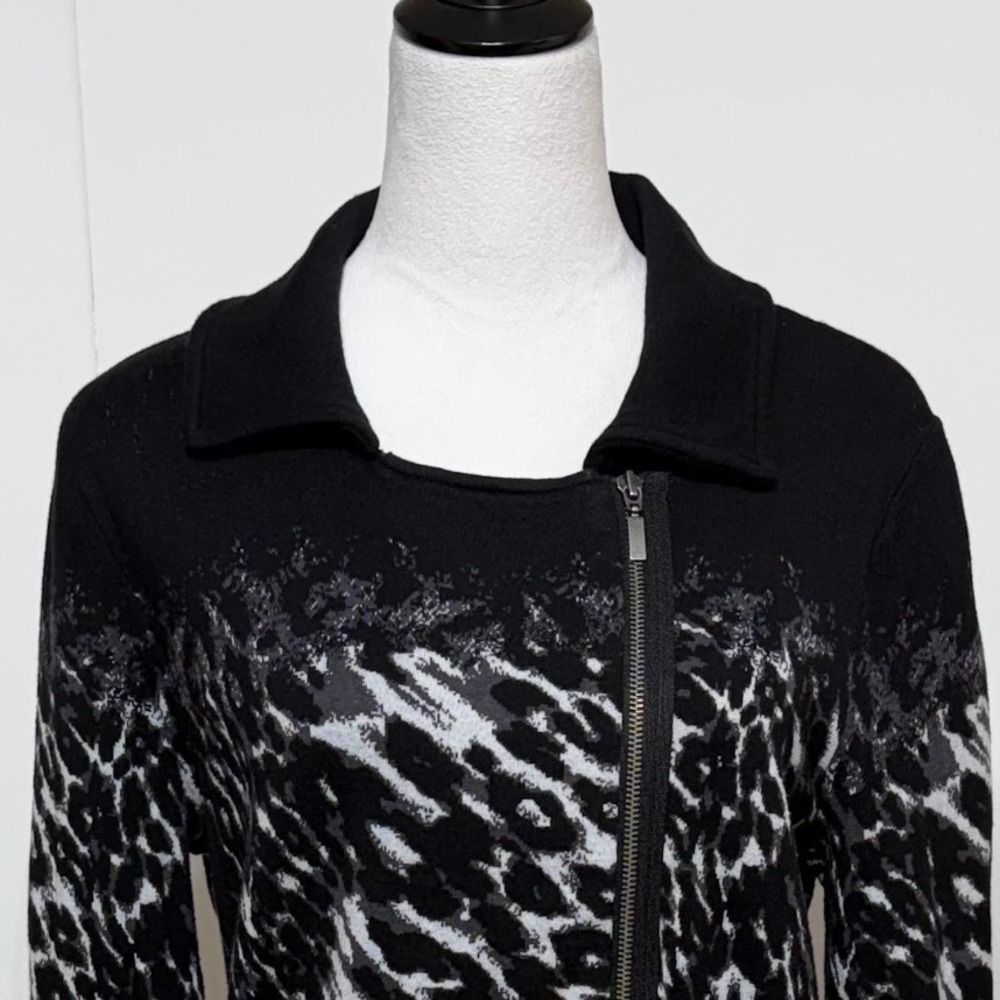 Chicos Cardigan Women Large 2 Black White Animal Print Full Zip Moto Knit Jacket
